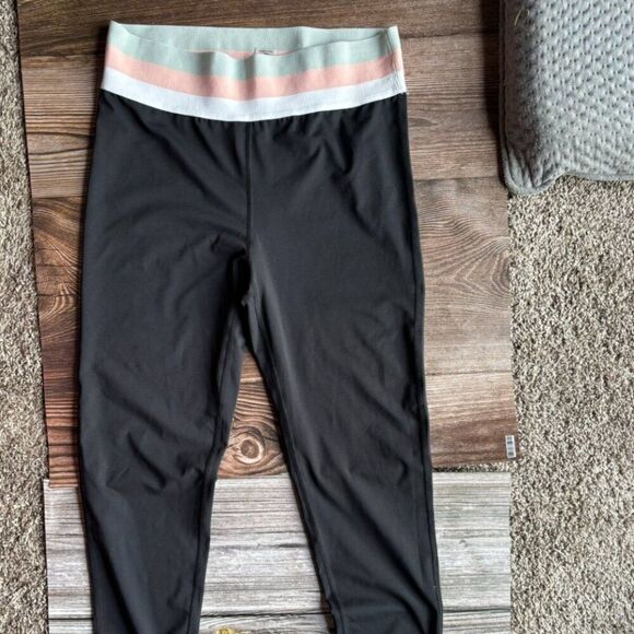NWOT Mono B Black Leggins with Multicolor Elastic Band size L - Picture 1 of 7